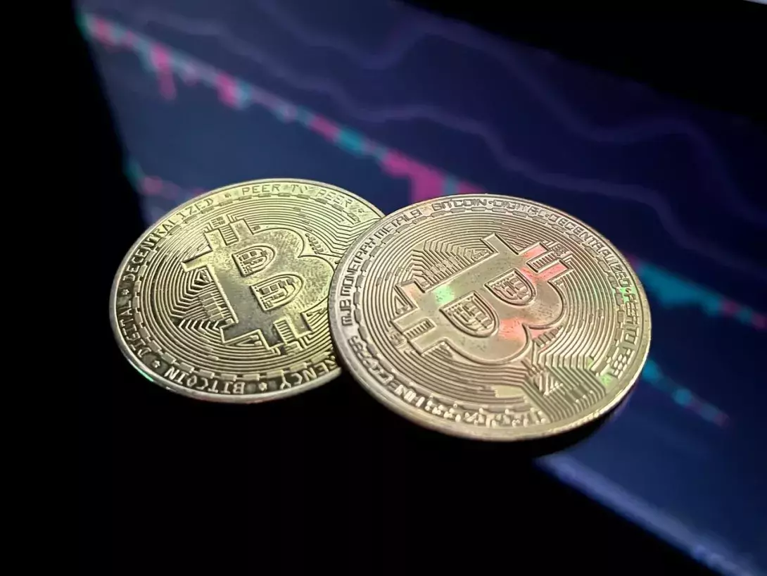 Bitcoin Continues Downtrend